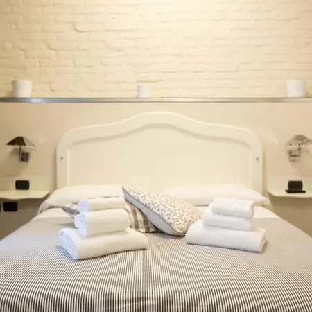 Two Sisters Apartment