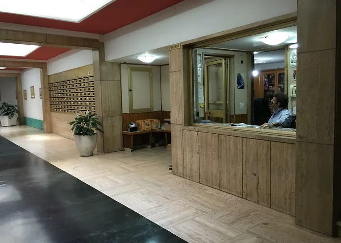 Two Sisters 아파트 *